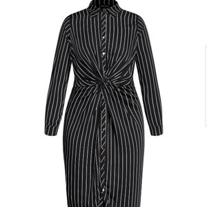 Navy twisted sz 18M City Chic dress new w/tags!